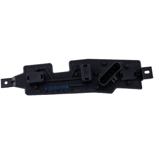 C/K FULL SIZE PICKUP 88-02 TAIL LAMP CONNECTOR PLATE, RH, w/o Bulb, Exc. 15,000 Lbs. GVW