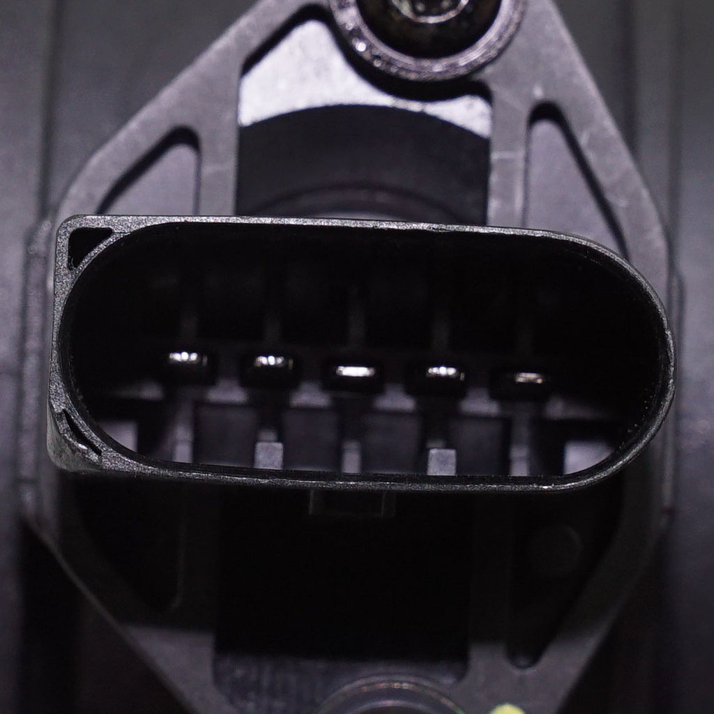 A6/S4 00-00 MASS AIR FLOW SENSOR, With housing, 5-Prong Blade Male Terminal; 1 Female Connector