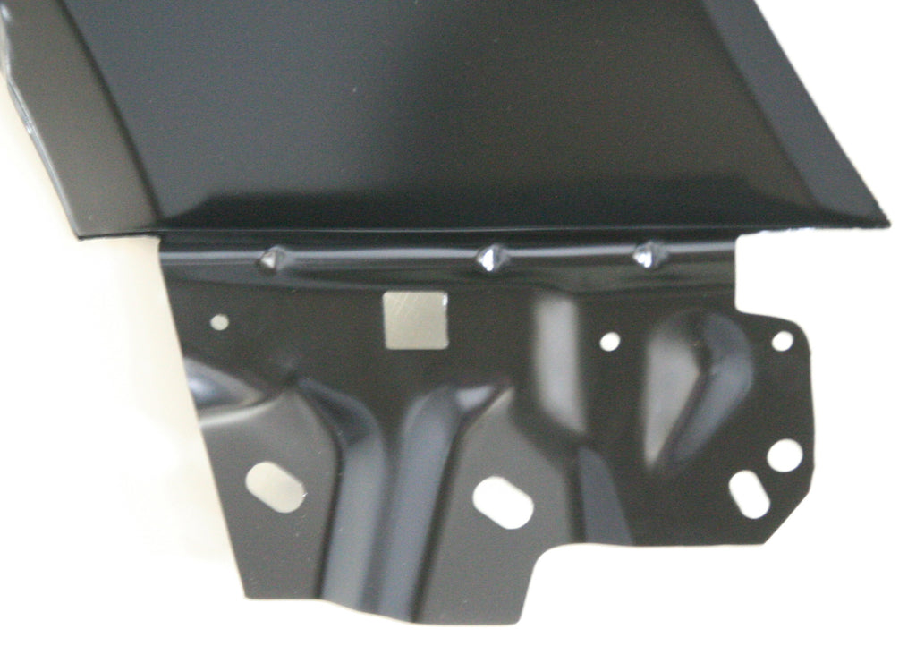 REGAL 11-11 FRONT FENDER LH, Primed, w/ Side Light Hole