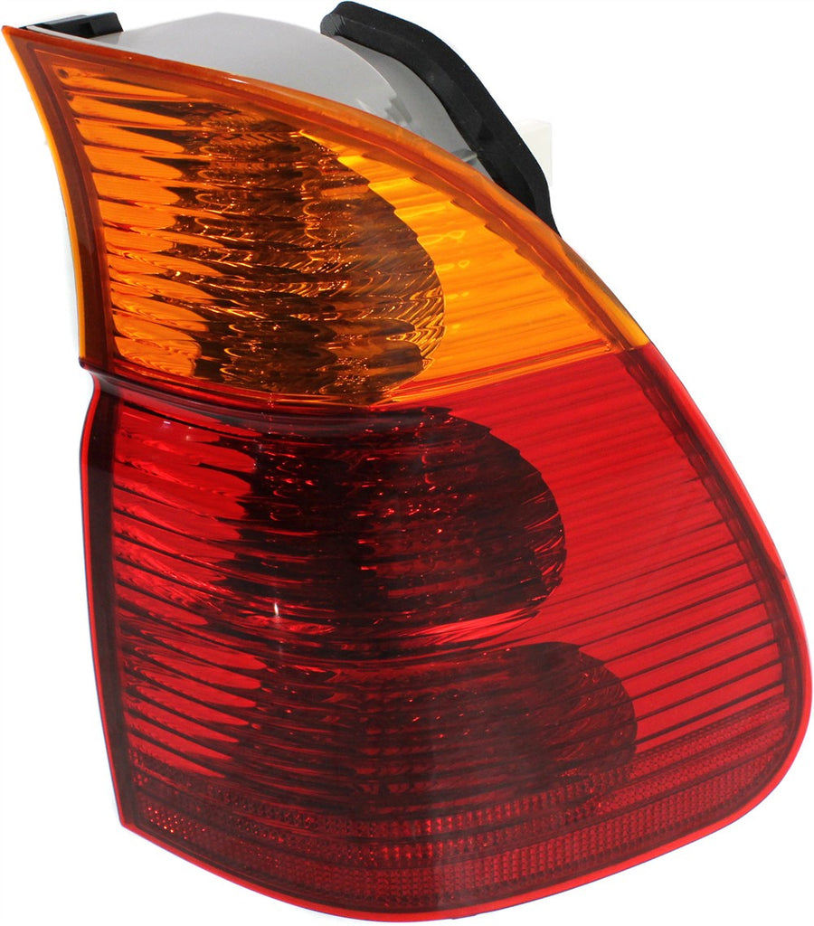 X5 04-06 TAIL LAMP RH, Outer, Assembly, w/ Yellow Turn Indicator