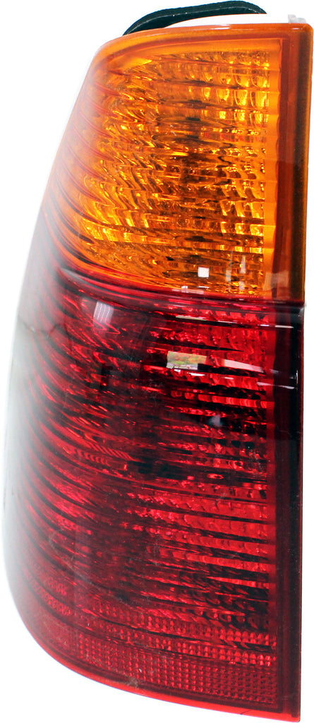 X5 04-06 TAIL LAMP LH, Outer, Assembly, w/ Yellow Turn Indicator