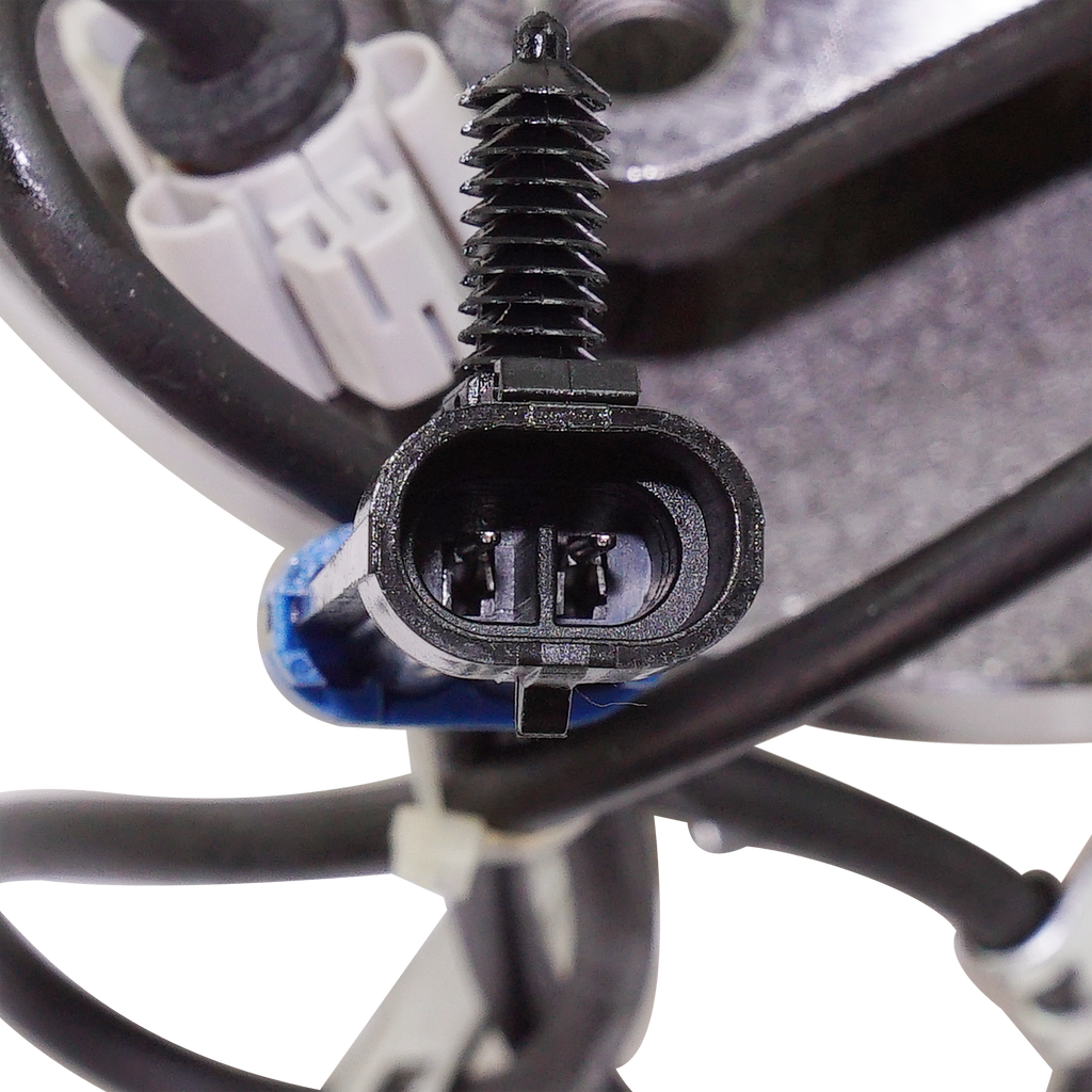 ASTRO/SAFARI 03-05 FRONT HUB ASSEMBLY RH, 6 Studs, Driven