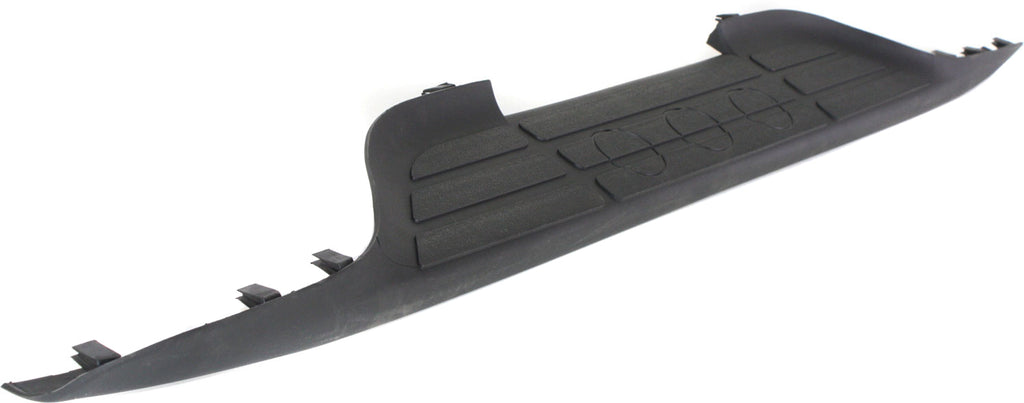 SILVERADO/SIERRA 99-06 REAR BUMPER STEP PAD, Center, (Exc. SS Models), Includes 2007 Classic