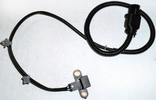 SONATA 99-05 / OPTIMA 01-06 CRANKSHAFT POSITION SENSOR, 3 Male Blade Terminals, Female Connector