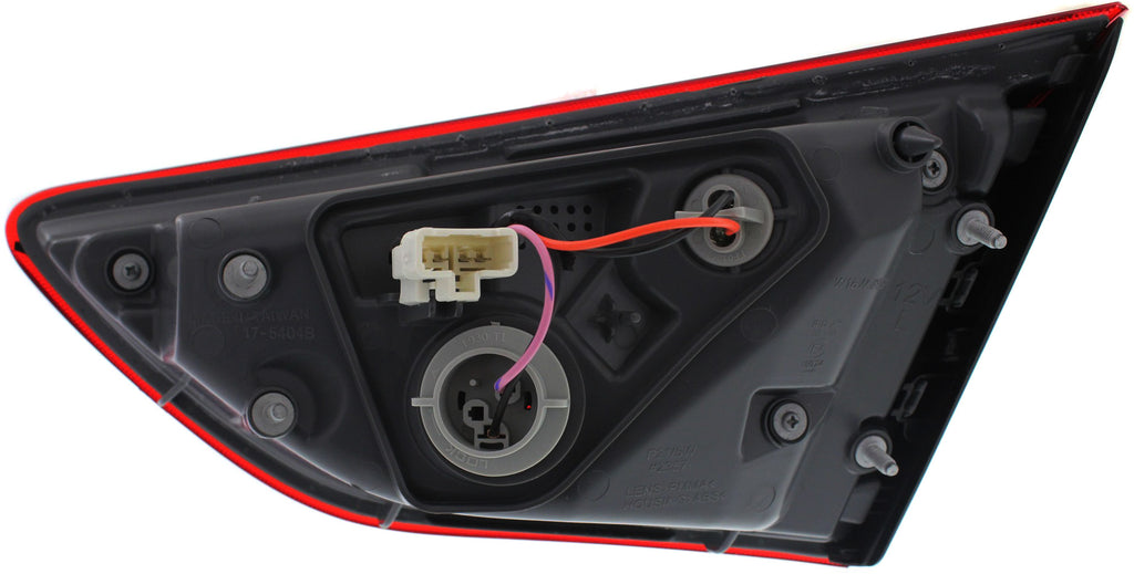 ELANTRA GT 13-17 TAIL LAMP LH, Inner, Assembly, Halogen, Bulb Type