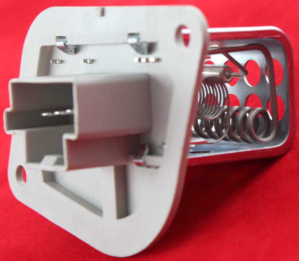 CHEROKEE 97-01/TJ 97-06 BLOWER, 4 Male Terminals, 12 Volts, Blade Terminal Type, Female Connector