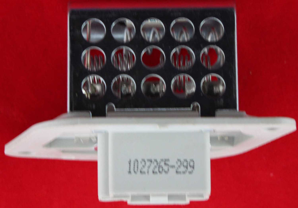 CHEROKEE 97-01/TJ 97-06 BLOWER, 4 Male Terminals, 12 Volts, Blade Terminal Type, Female Connector