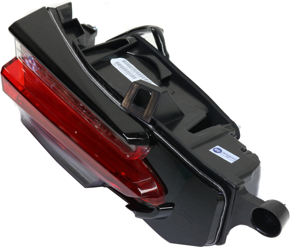 NX200T/NX300H 15-17 TAIL LAMP LH, Inner, Halogen, Assembly