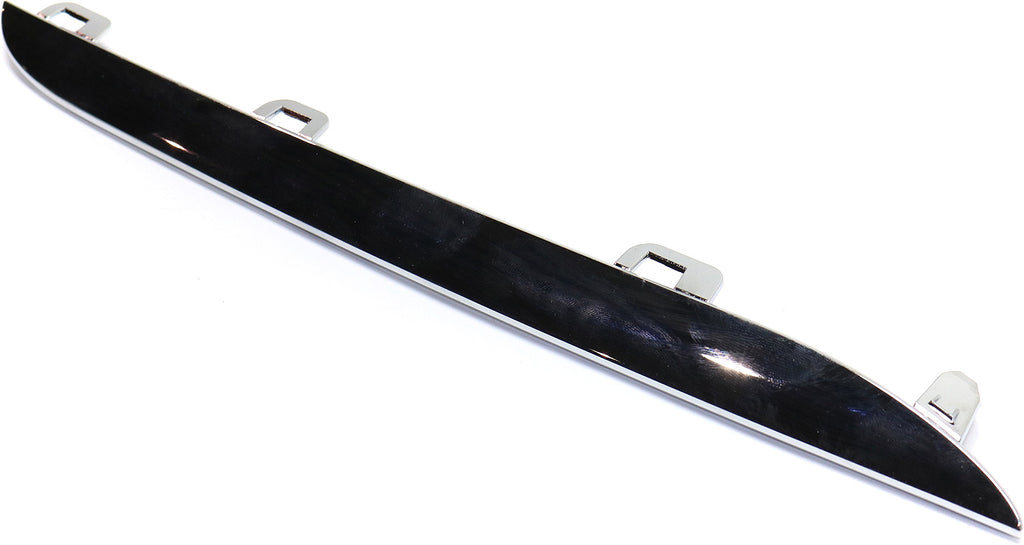 C300 15-18/C400 15-15 GRILLE MOLDING LOWER RH, Chrome, w/o Luxury Package, Sedan