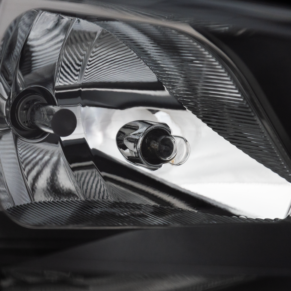 C-CLASS 12-15 HEAD LAMP RH, Assembly, Halogen, Black Interior, w/o Corner Light, Coupe