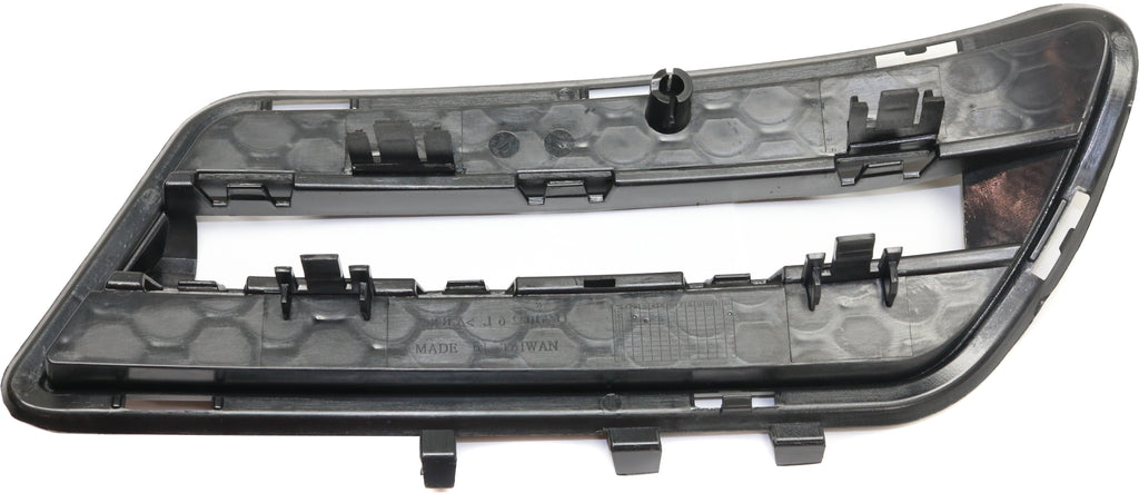 E400 13-13 FRONT FOG LAMP MOLDING LH, Primed, w/ AMG Styling Pkg, Cornering Lamps, and Driving Lamps
