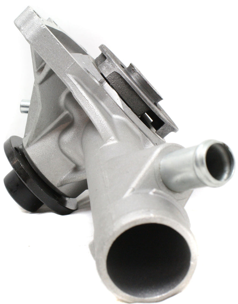 C-CLASS 94-98 WATER PUMP