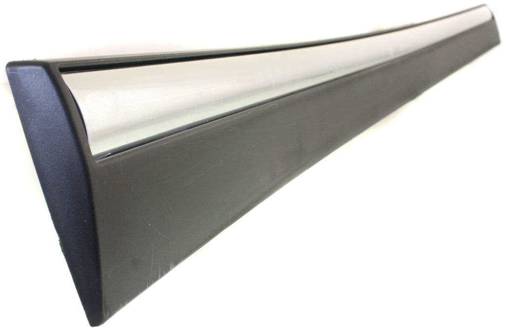 GRAND MARQUIS 06-08 FRONT DOOR MOLDING LH, Black, w/ Chrome Mldg.