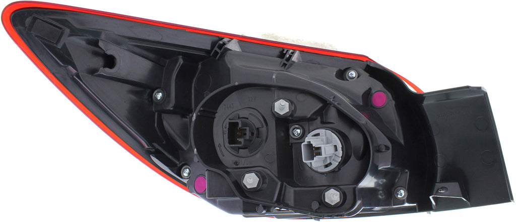MAZDA 3 14-18 TAIL LAMP RH, Outer, Assembly, Halogen, Hatchback, (Mexico, 17-18)/Japan Built Vehicle - CAPA