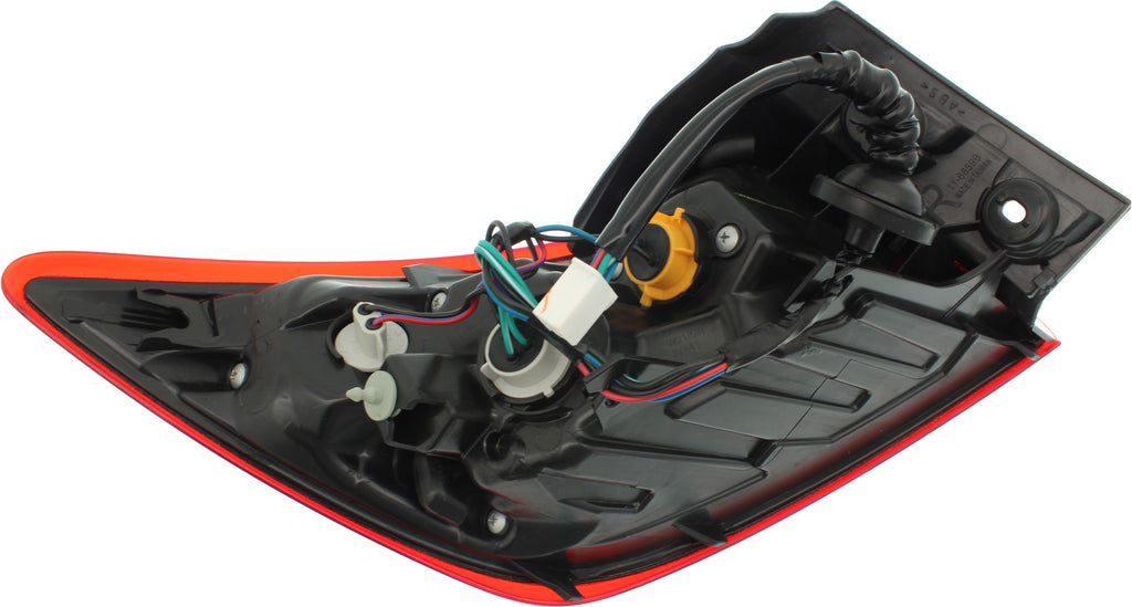 CX-3 16-22 TAIL LAMP RH, Outer, Assembly, Bulb Type