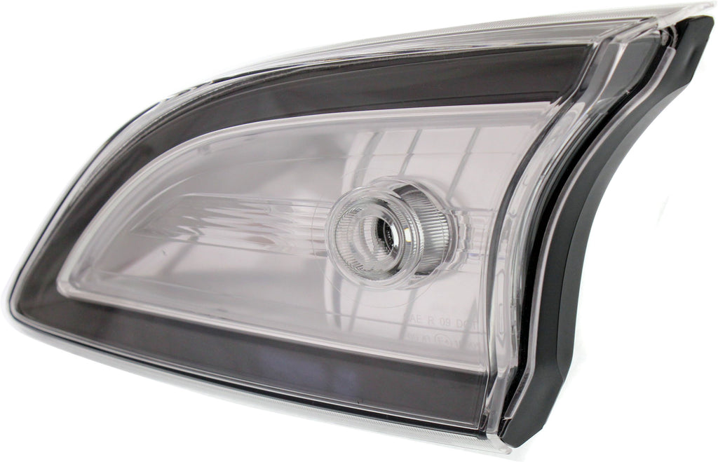 MAZDA 3 10-13 TAIL LAMP RH, Inner, Assembly, Hatchback, w/o Remote Keyless Entry