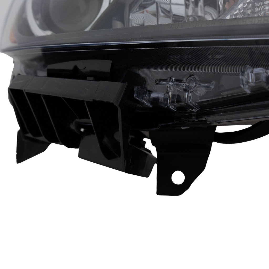 ALTIMA 16-18 HEAD LAMP RH, Assembly, Halogen, Smoke Interior, w/o LED Daytime Running Light