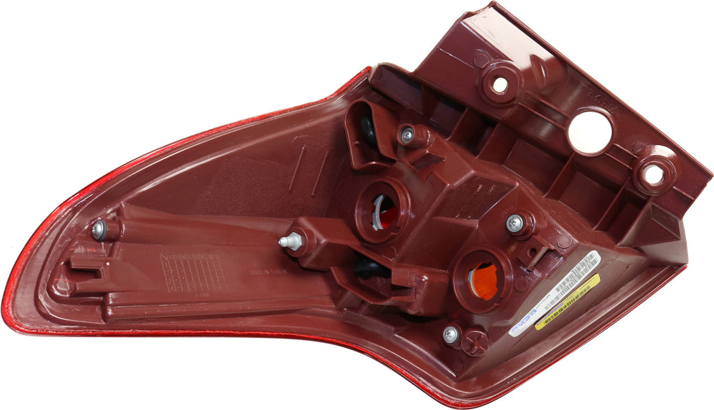 RAV4 13-15 TAIL LAMP RH, Outer, Lens and Housing, Halogen, (Exc. EV Model), Japan Built Vehicle - CAPA
