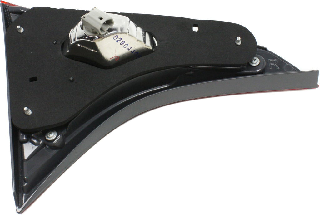 COROLLA 14-16 TAIL LAMP RH, Inner, Assembly - CAPA