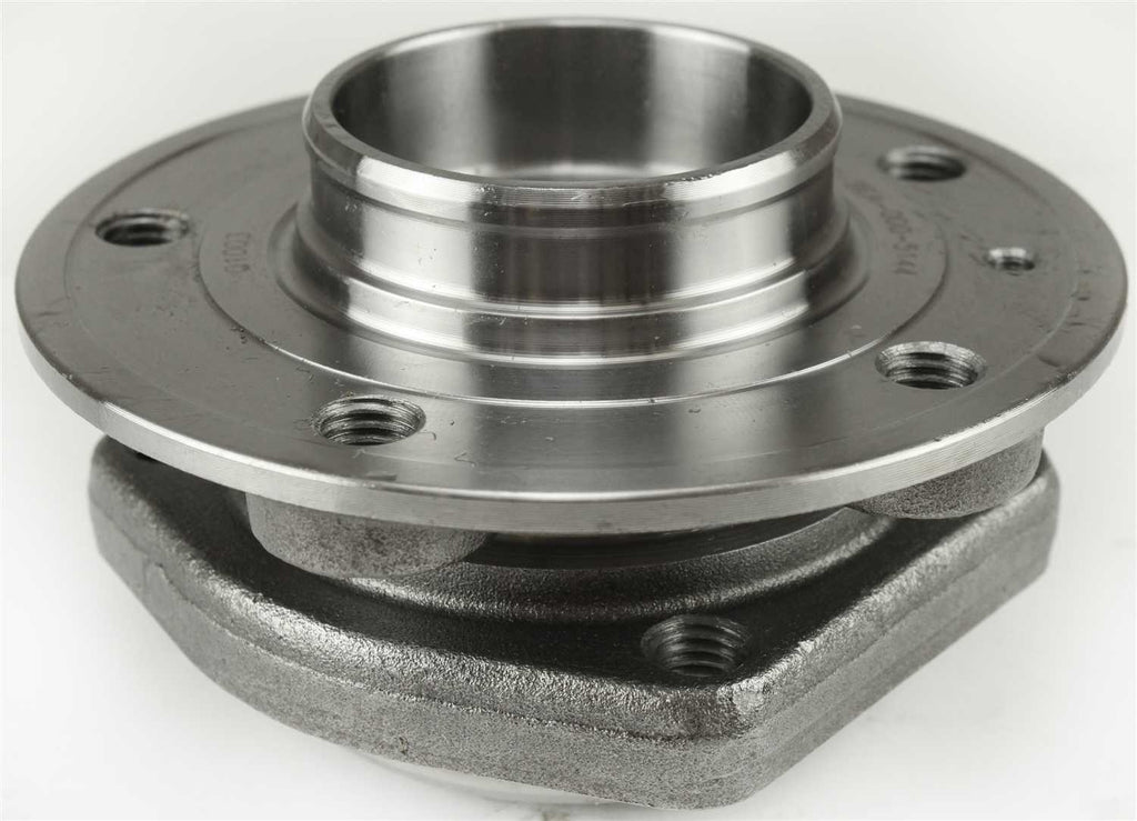 C70 99-04 FRONT HUB ASSEMBLY RH=LH, 5 Studs, 5 x 108 mm Bolt Pattern