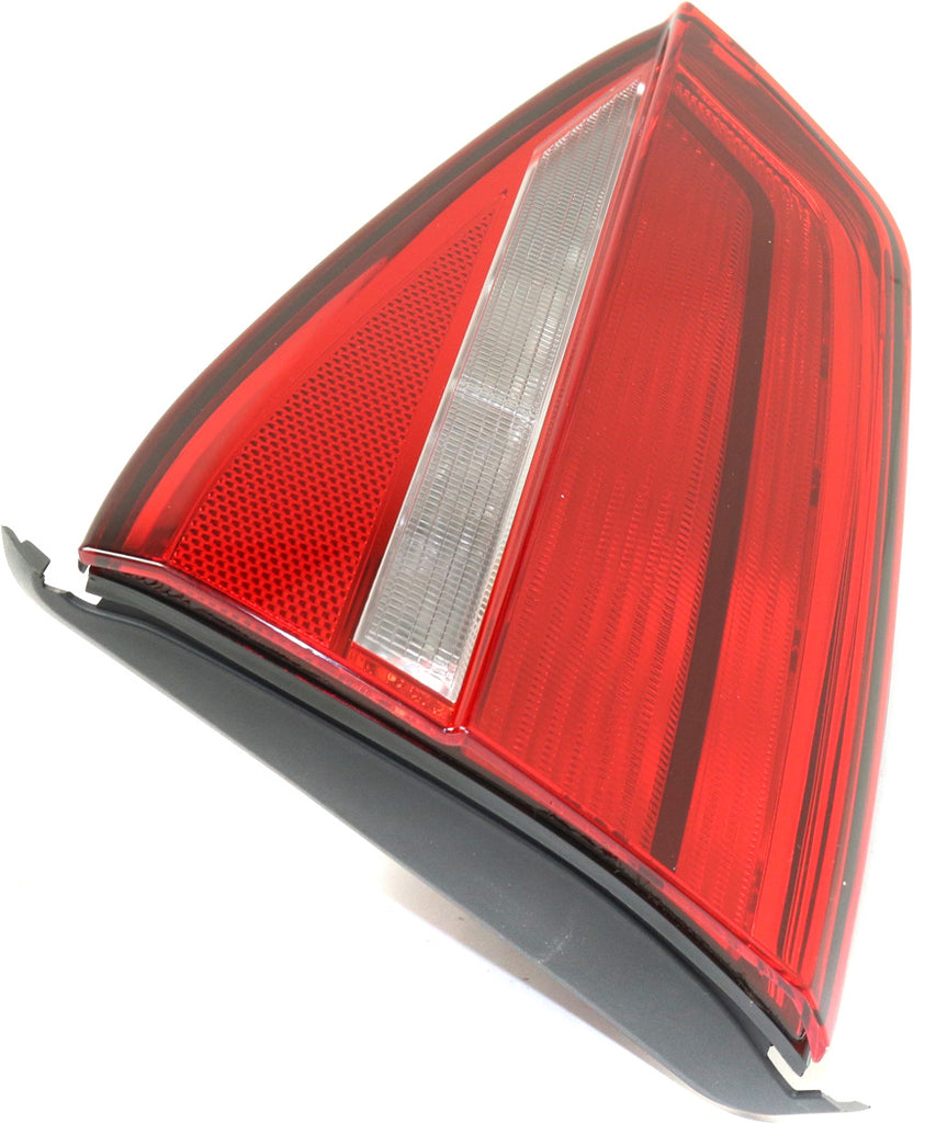 JETTA 15-15 TAIL LAMP RH, Inner, Assembly, Halogen, Hybrid Model