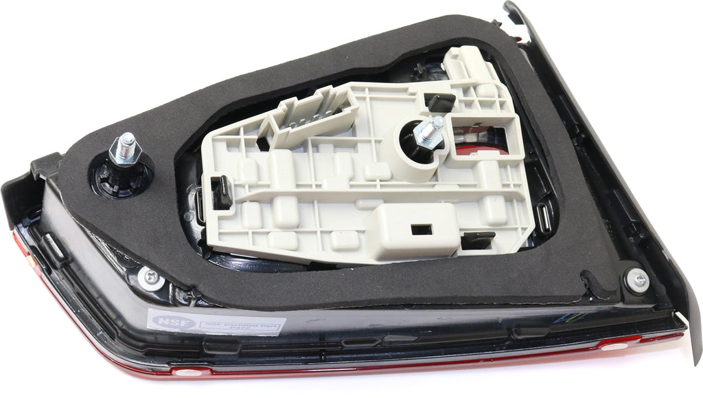 JETTA 15-15 TAIL LAMP RH, Inner, Assembly, Halogen, Hybrid Model