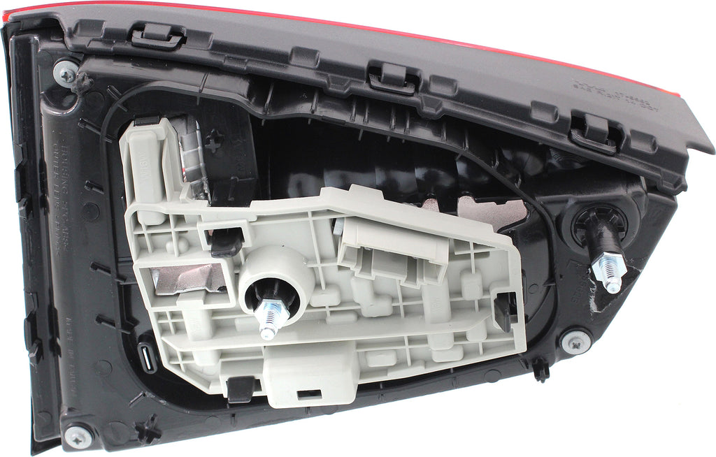 JETTA 15-15 TAIL LAMP LH, Inner, Assembly, Halogen, Hybrid Model - CAPA