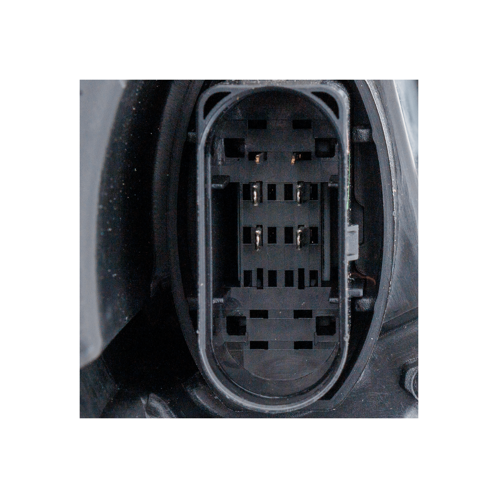 GLE-CLASS 16-19 HEAD LAMP LH, Assembly, Halogen