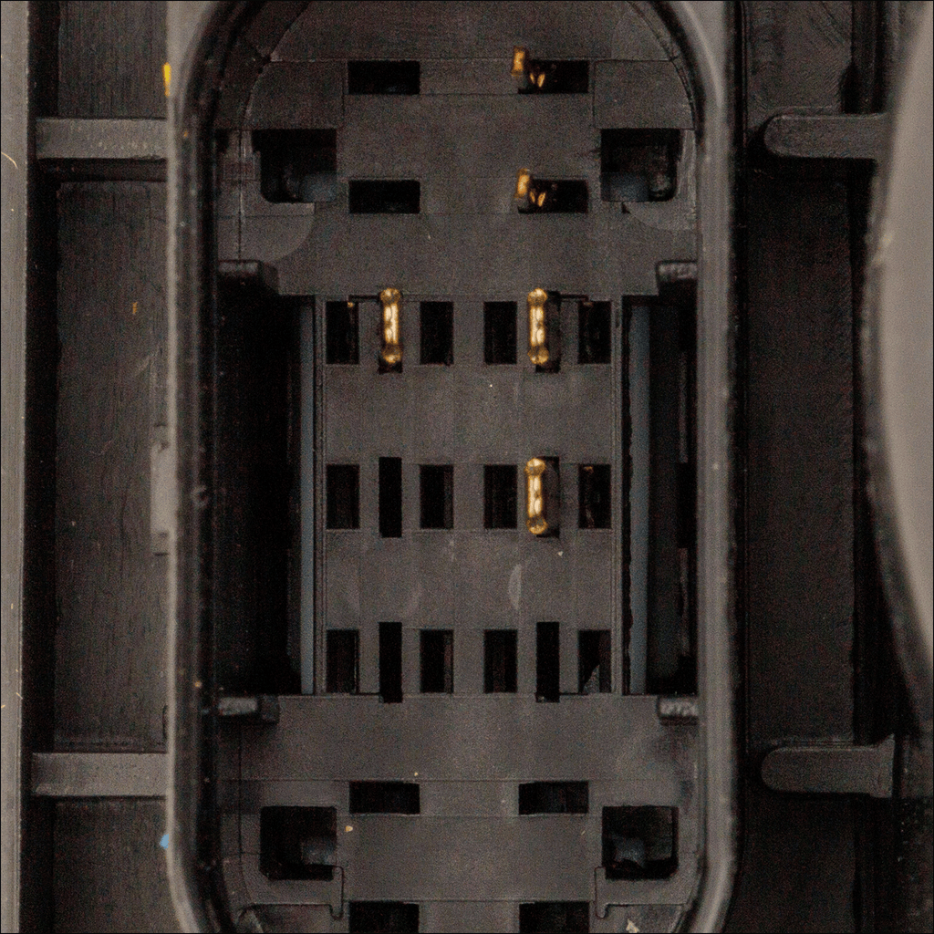 C-CLASS 12-14 PROJECTOR HEAD LAMP RH AND LH, Assembly, Halogen, Black Interior, w/ LED DRL, w/o Corner Light, Coupe