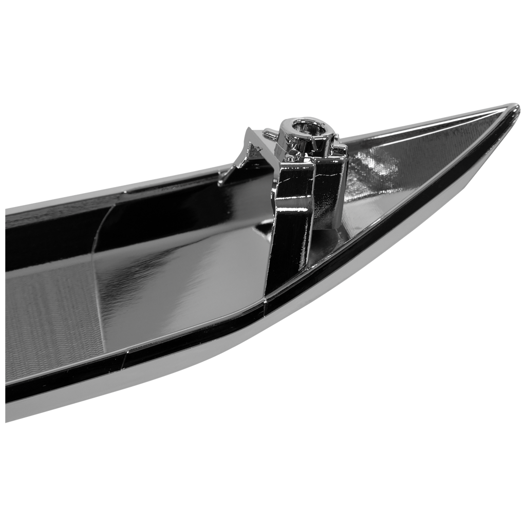 ROGUE 21-23 REAR BUMPER MOLDING, Chrome