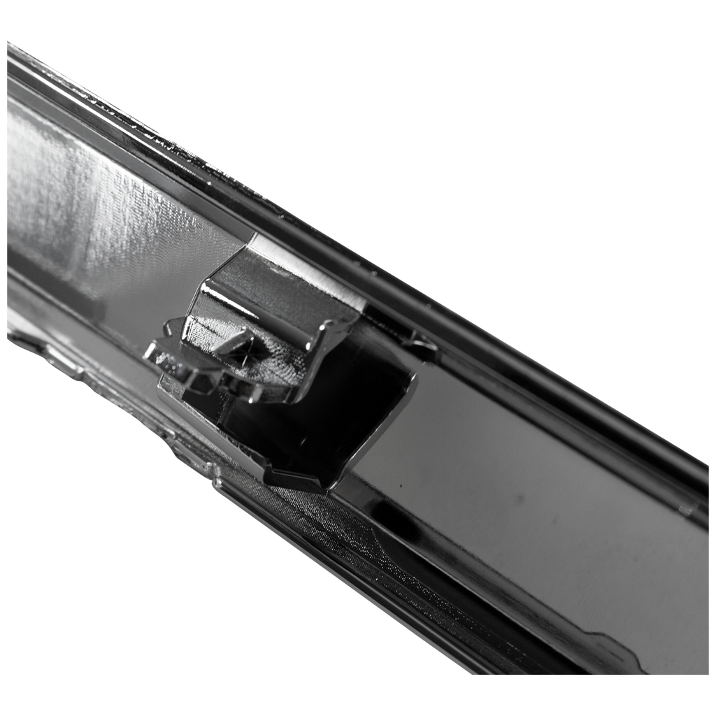 ROGUE 21-23 REAR BUMPER MOLDING, Chrome