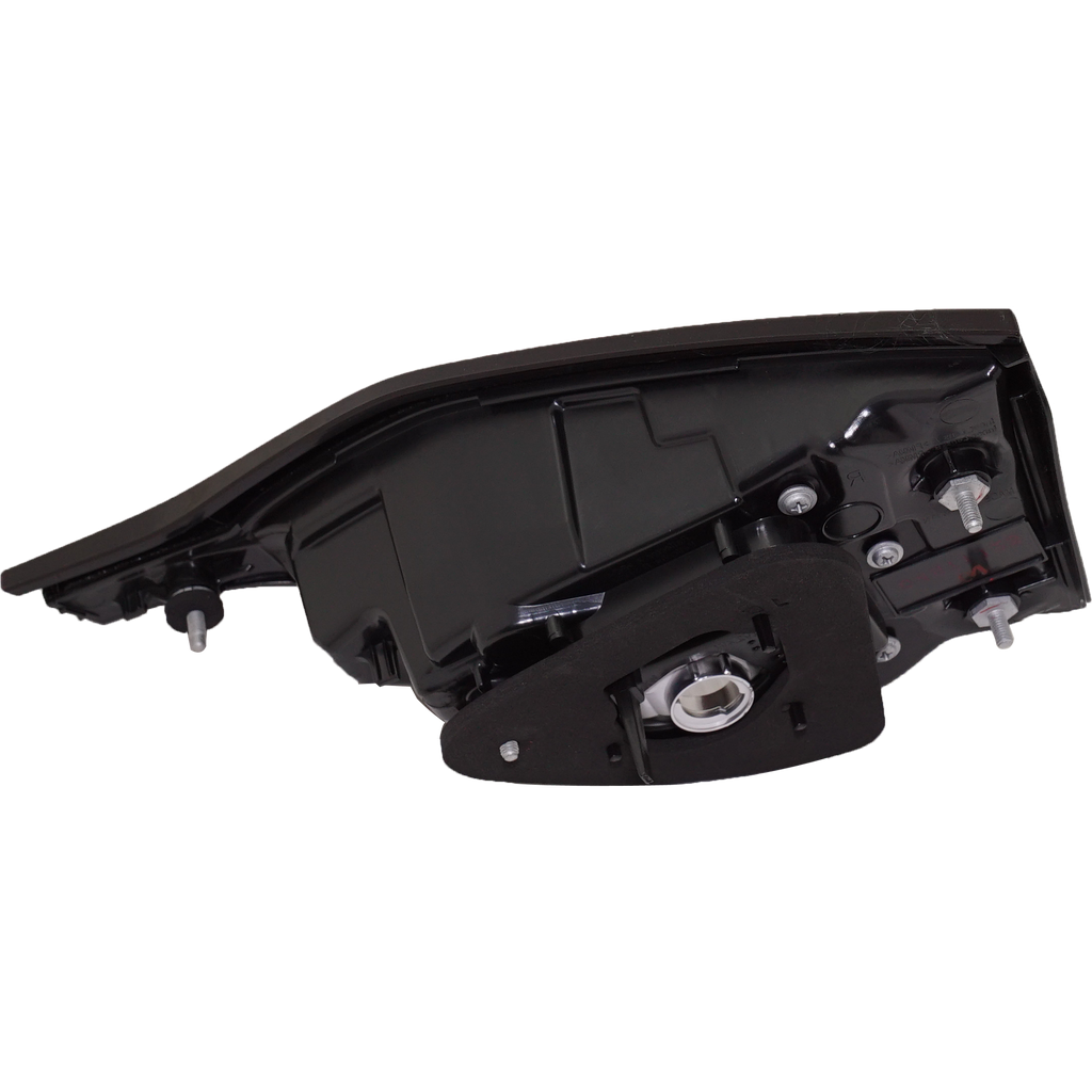 COROLLA 20-22 TAIL LAMP LH, Inner, Lens and Housing, Halogen, XLE/XSE Models, Sedan - CAPA