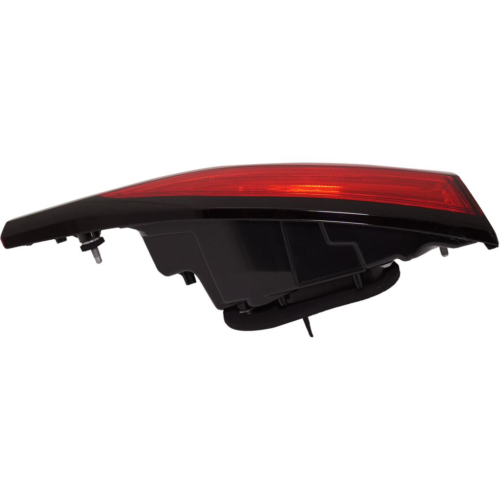 COROLLA 20-22 TAIL LAMP LH, Outer, Lens and Housing, Halogen, XLE/XSE Models, Sedan