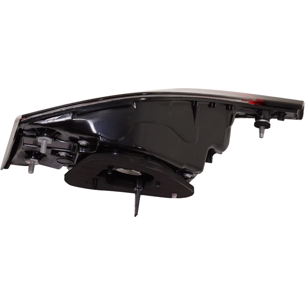 COROLLA 20-22 TAIL LAMP LH, Outer, Lens and Housing, Halogen, XLE/XSE Models, Sedan