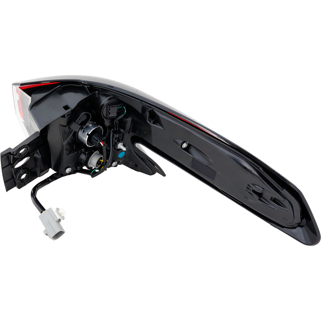 SIENNA 21-22 TAIL LAMP LH, Outer, Assembly, Halogen, LE/XLE Models