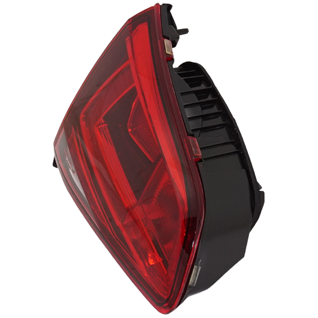 E-GOLF/GOLF/GTI 15-15 / GOLF-R 15-19 TAIL LAMP LH, Inner, Assembly, Halogen, (Golf/GTI, To 7-8-14)