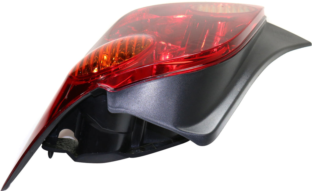 XA 04-05 TAIL LAMP RH, Lens and Housing