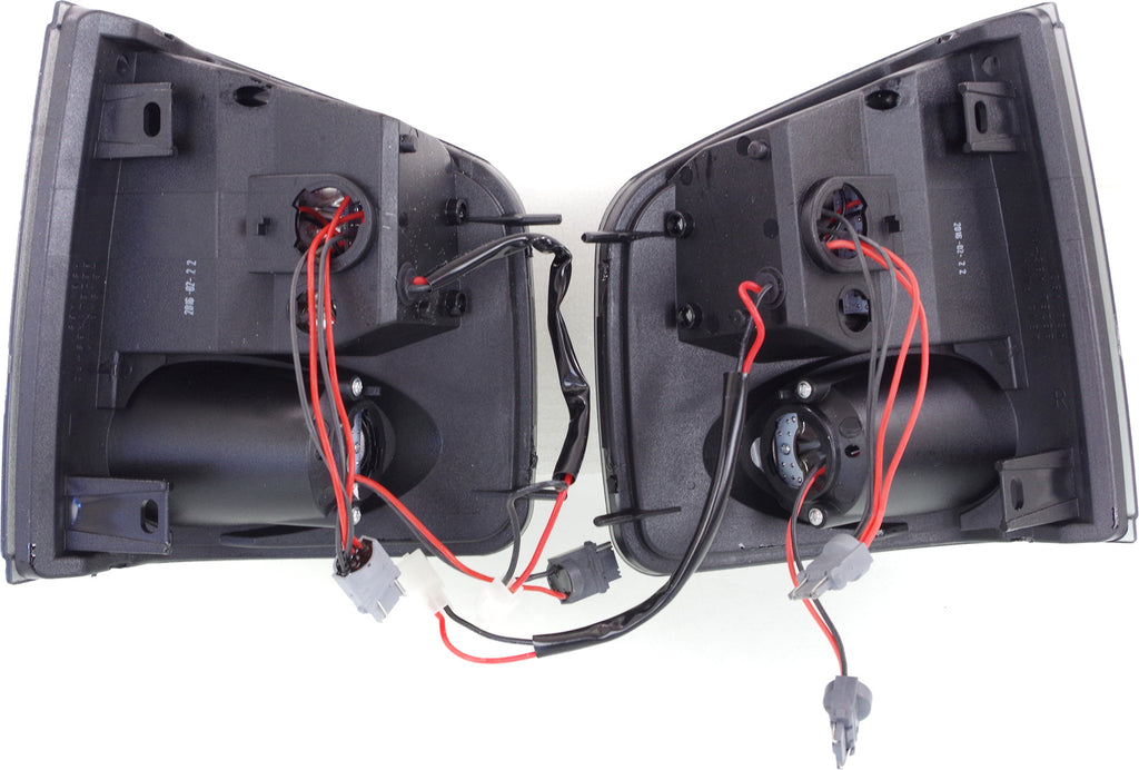 S10 PICKUP/HOMBRE 94-04 LED CLEAR TAIL LAMP RH and LH, Lens and Housing, Crm Interior, Smoke Lens