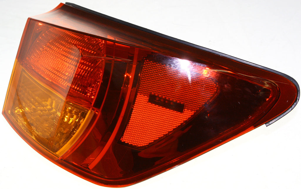 IS250/IS350 06-06 TAIL LAMP RH, Outer, Lens and Housing, To 3-06