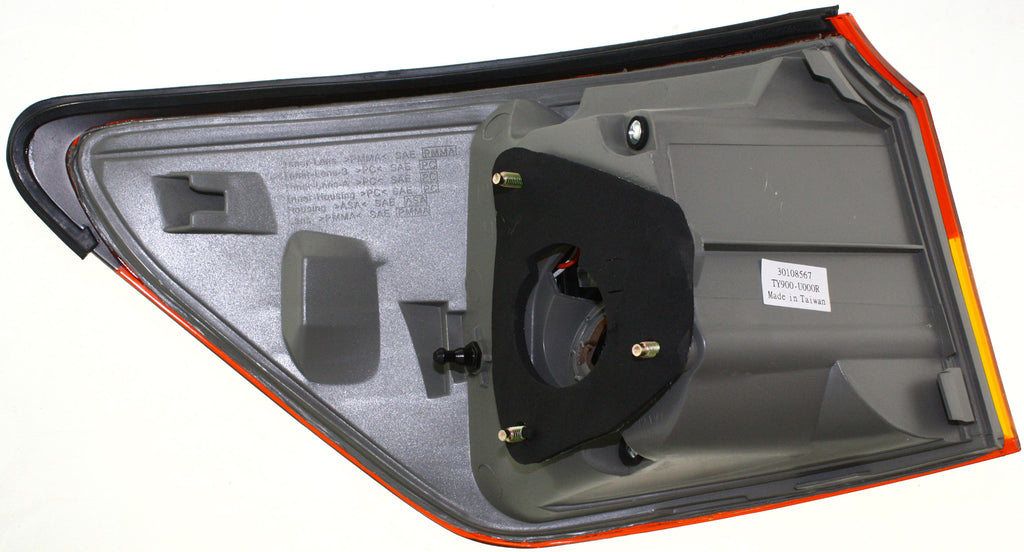 IS250/IS350 06-06 TAIL LAMP RH, Outer, Lens and Housing, To 3-06