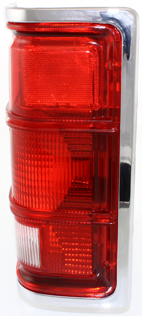 DAKOTA 87-96 TAIL LAMP RH, Lens and Housing, w/ Chrme Outer Trim, w/o Chrme Inner Stripes